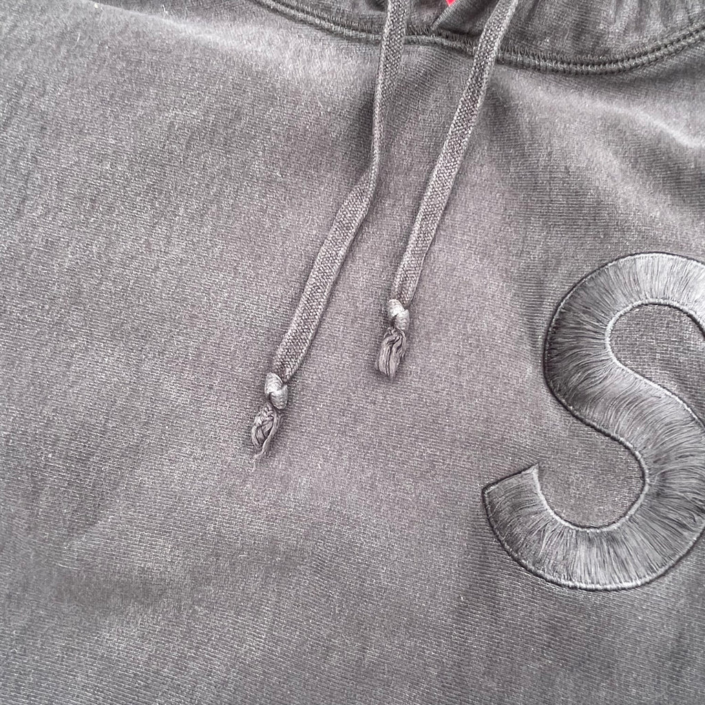 SUPREME OVERDYED S LOGO "BLACK" - SIZE/M