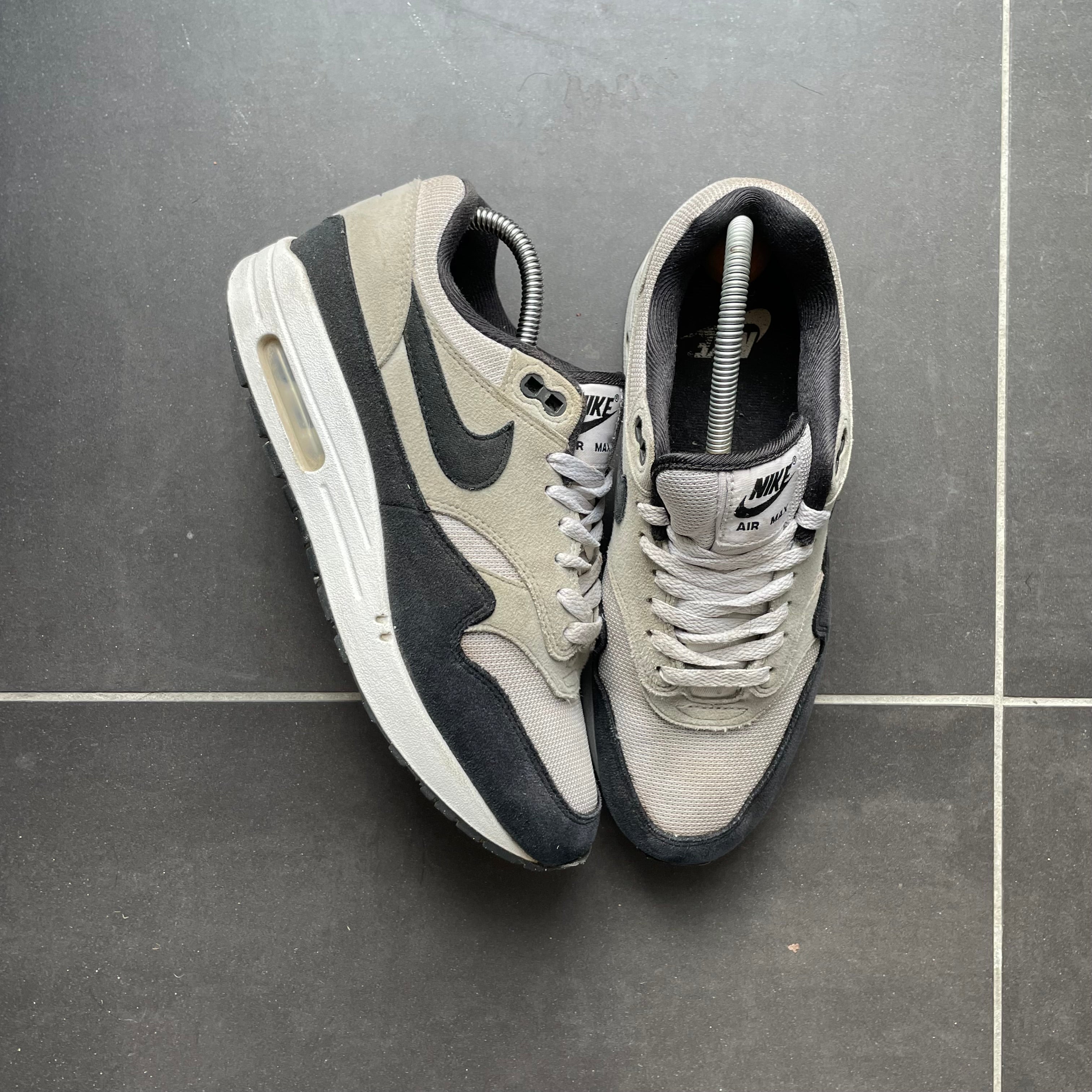 Nike Air Max 1 "Black and White" Size/40.5