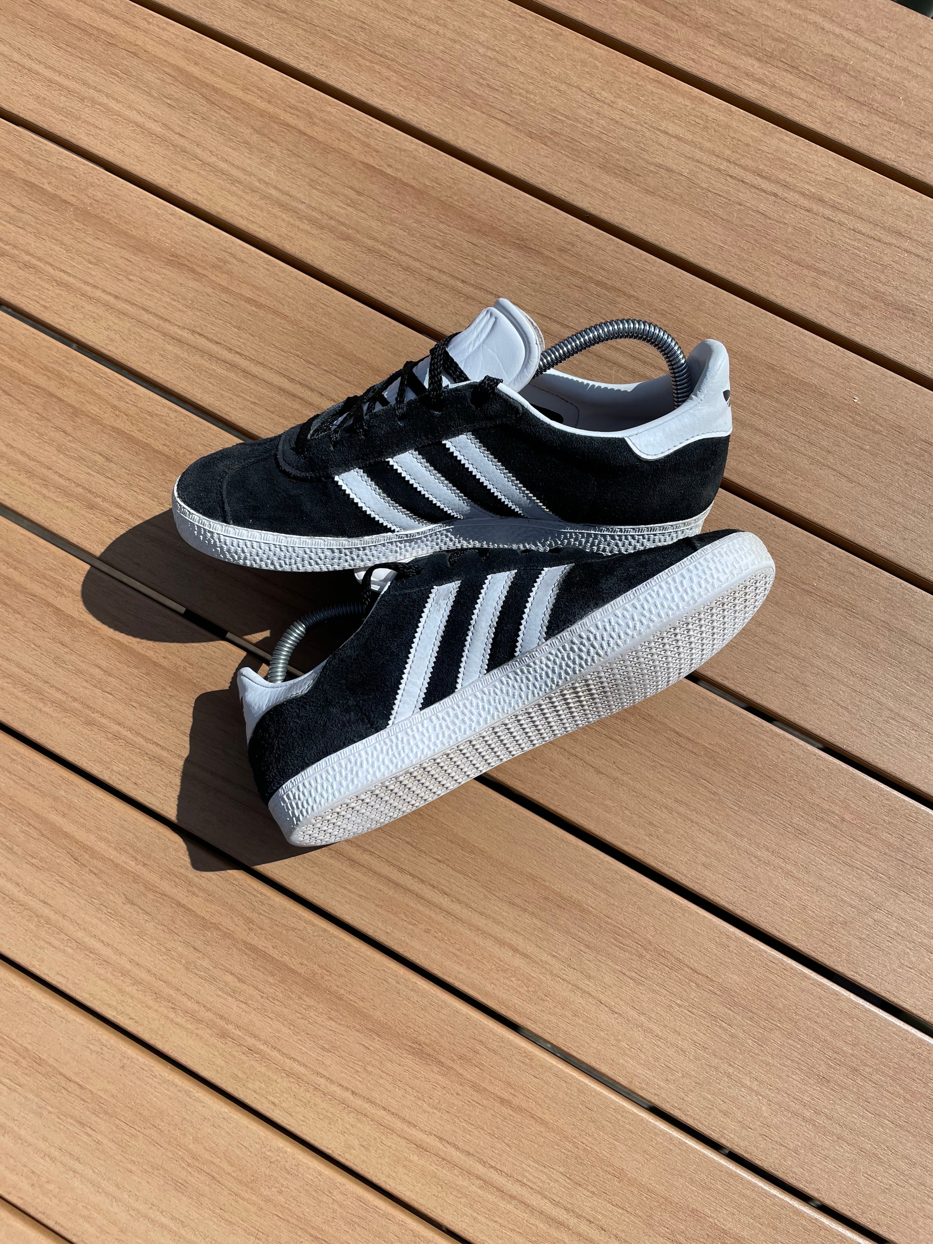 Adidas Gazelle "Core Black/White" - Size/38,5
